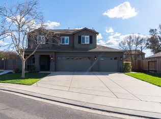 6904 Melody Ct, Hughson, CA 95326