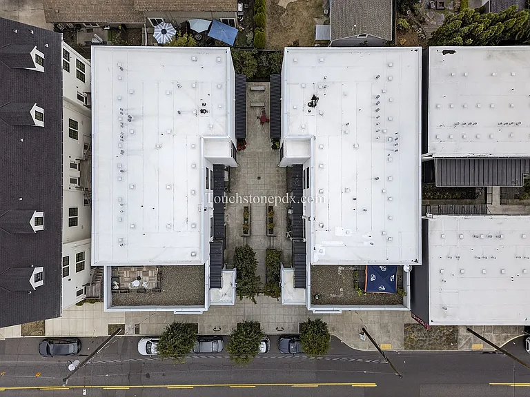 Tabor Terrace — Photo 14