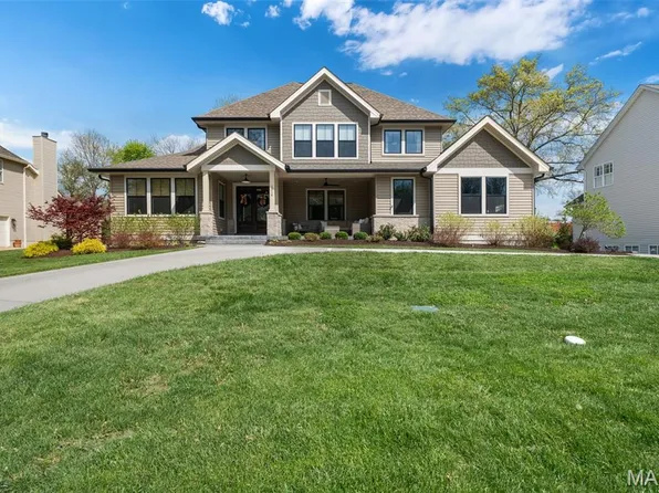 1316 Fawnvalley Dr, Saint Louis, MO 63131