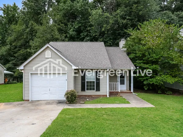 131 W Fall River Way, Simpsonville, SC 29680