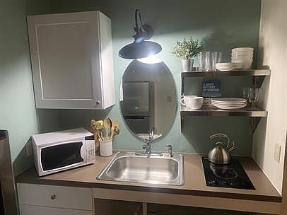 3rd image of 3020 S 6th Ave #10641775
