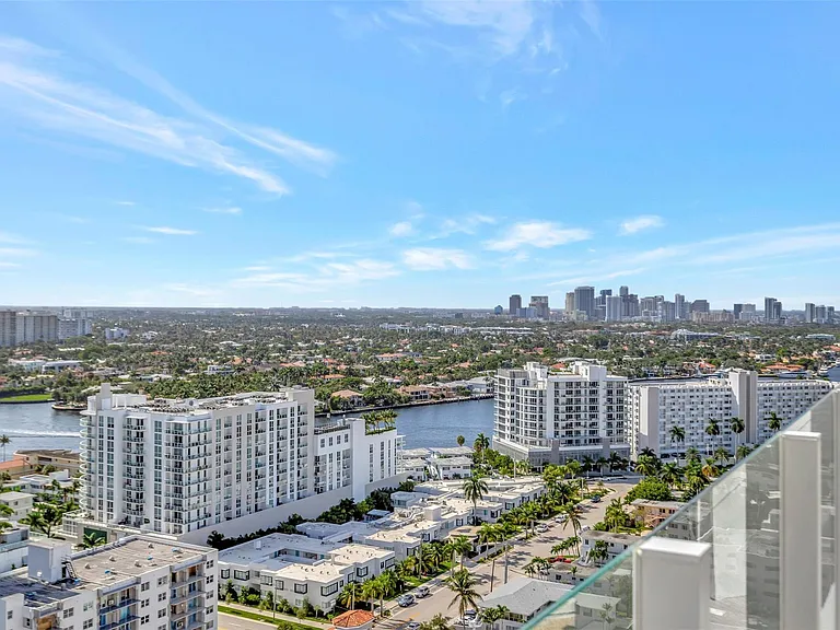 525 N Fort Lauderdale Beach Blvd #1903 — Photo 43