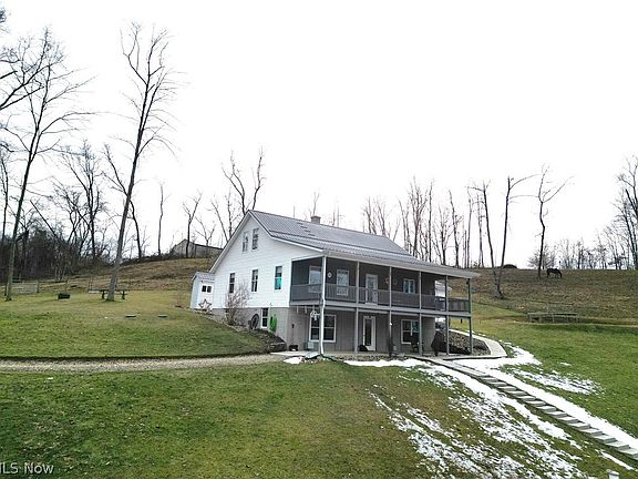 2nd image of 21252 Oxford Rd