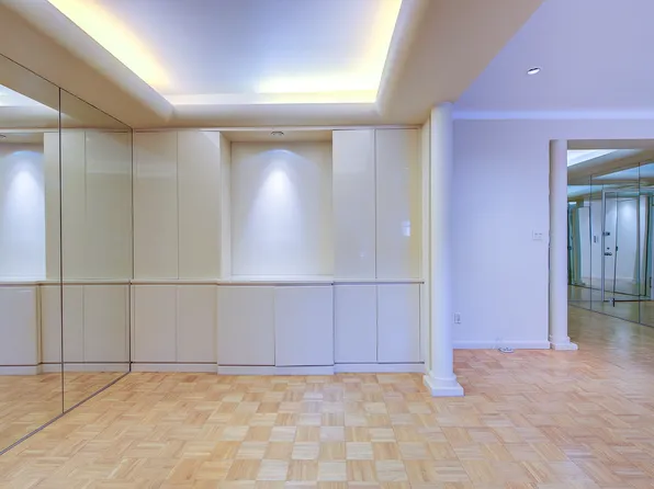 110-34 73rd Road image 14 of 31