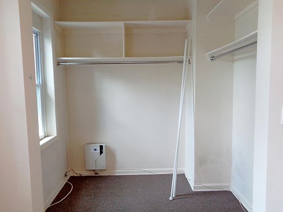 Huge Closets With Storage