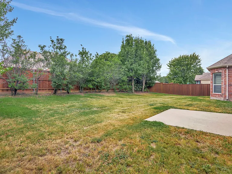 8901 Bent Tree Dr — Photo 4