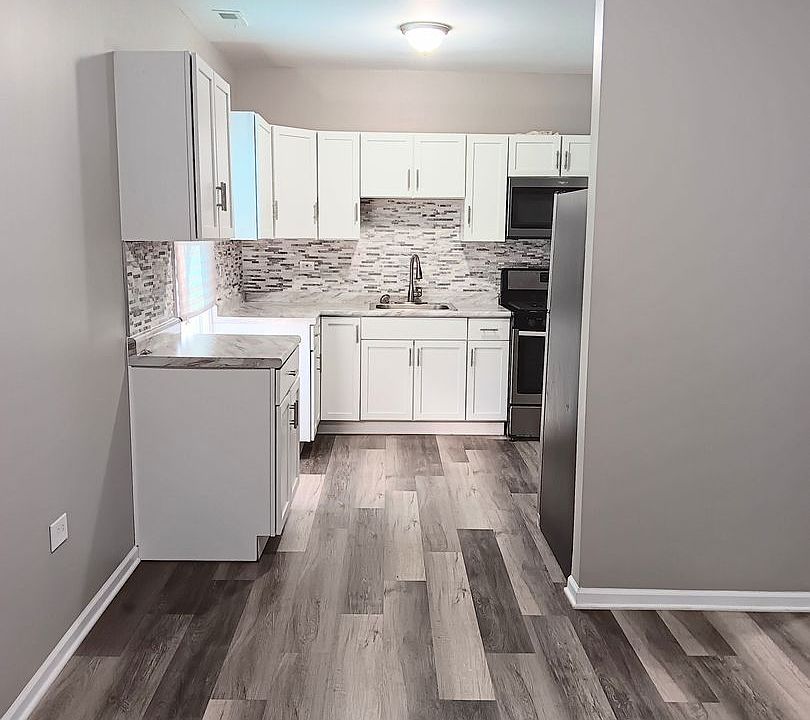 1st image of 3426 Fir St #2F