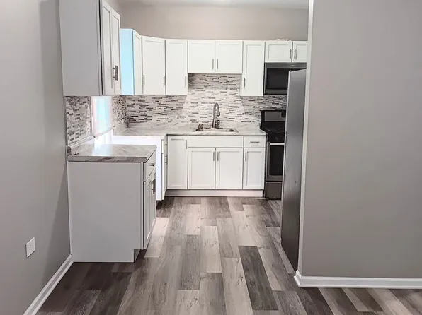 3426 Fir Street, 3426 Fir St #2F, East Chicago, IN 46312