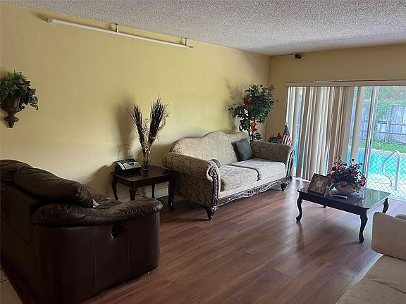 3rd image of 7801 NW 45th Court