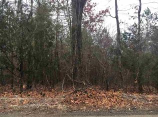 565 Davis Ln, Old Fort, TN 37362