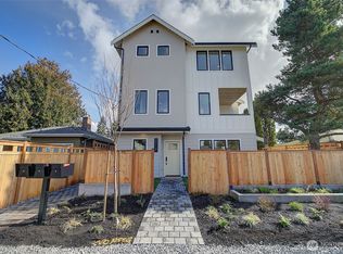 10218 40th Ave SW, Seattle, WA 98146