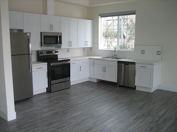 2nd image of 11115 McCormick St #F7f444430