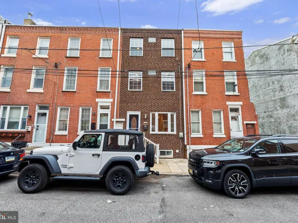 331 Titan St, Philadelphia, PA 19147