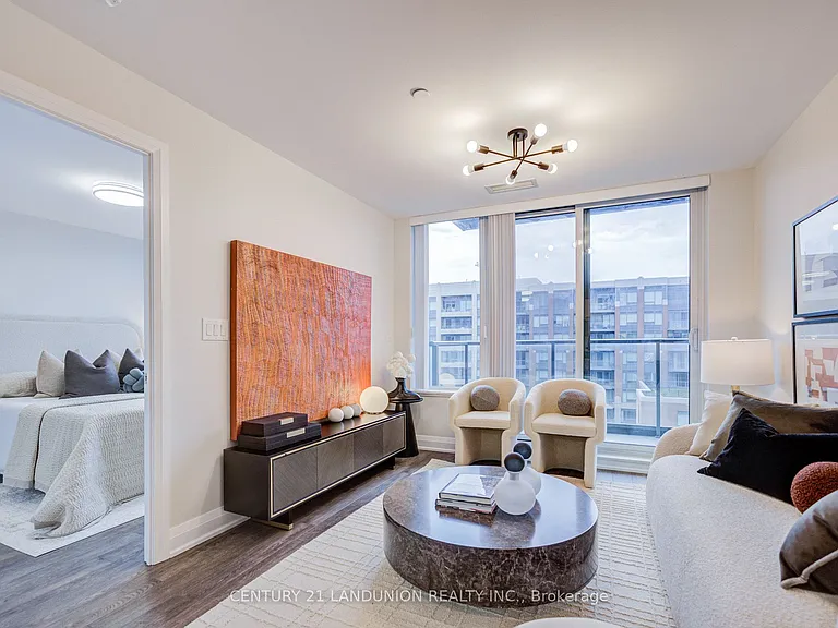 18 Uptown Dr #808 — Photo 3