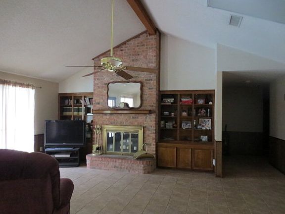 2nd image of 1 Red Bird Ct