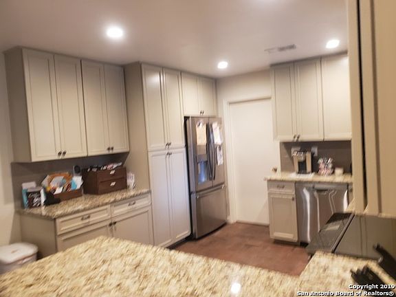 5th image of 3103 Renker Dr