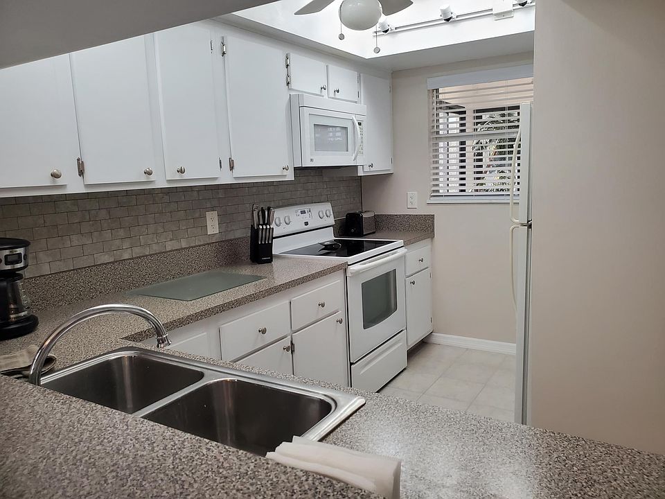1st image of 608 Windrush Bay Dr #G