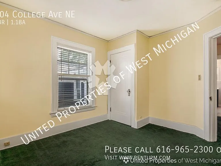 304 College Ave NE — Photo 6