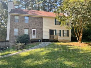 1052 Dassow Ct, Alpharetta, GA 30009