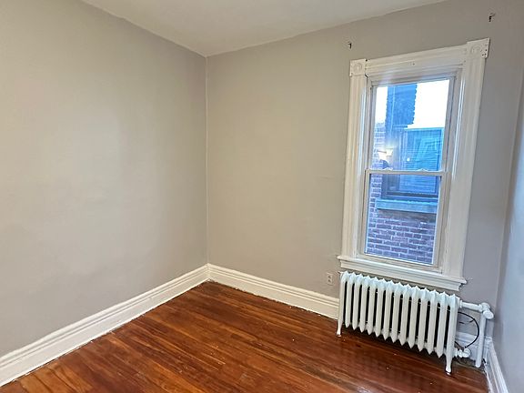 5th image of 830 Madison Ave #2