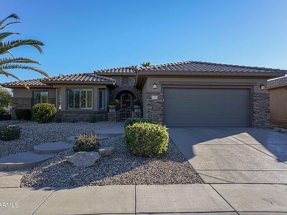 2nd image of 17901 W TIERRA DEL SOL Drive