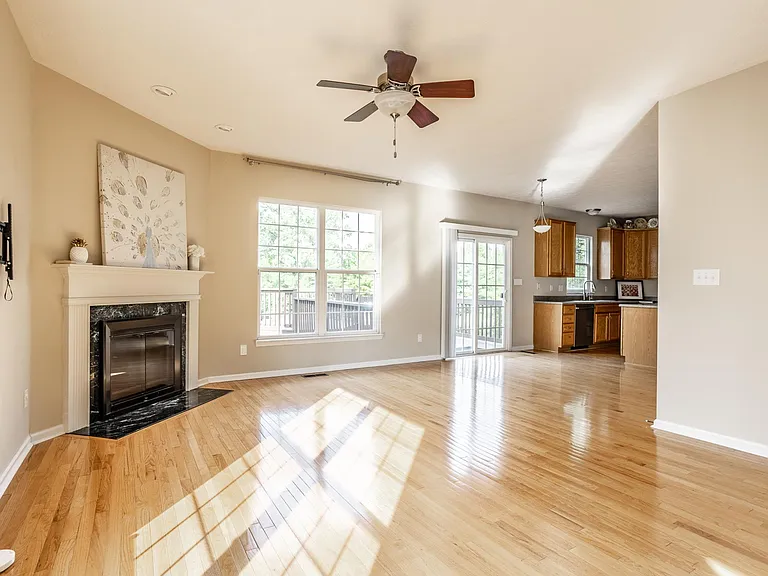 6765 Woodcliff Cir — Photo 6