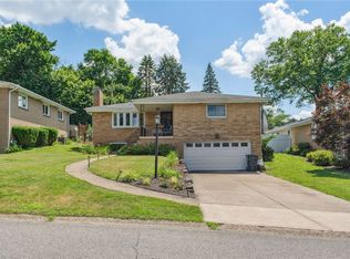 68 Cynthia Dr, Carnegie, PA 15106