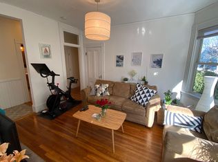 176 Elm St #I, Cambridge, MA 02140