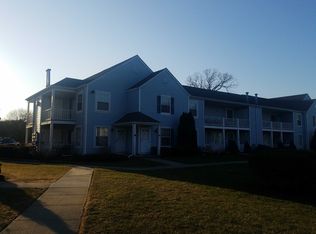 27 Fairview Cir, Middle Island, NY 11953