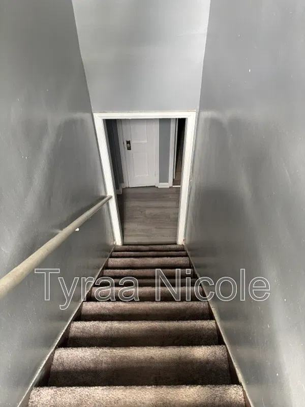 3 bed, 1.0 bath, 970 sqft, $1,150 — Photo 3