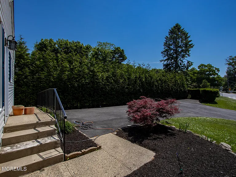 220 Branch Ave — Photo 14