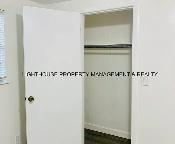 2904 W 8th St — Photo 9