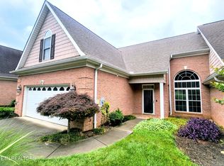 1077 Creekside Village Way, Seymour, TN 37865