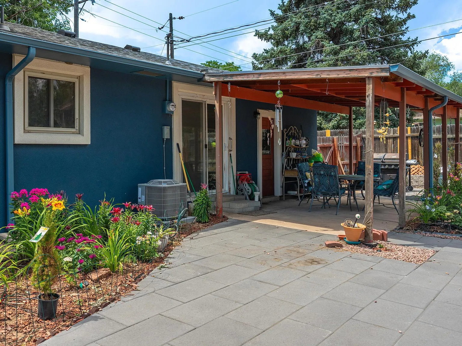 3 bed, 1544 sqft, $2,300 — Photo 4