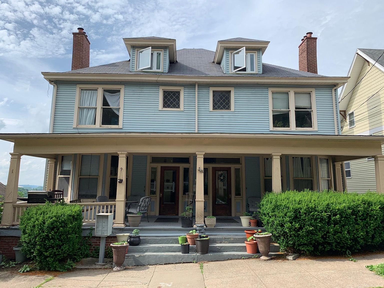 305 Maple Ave, WV 26501 Zillow