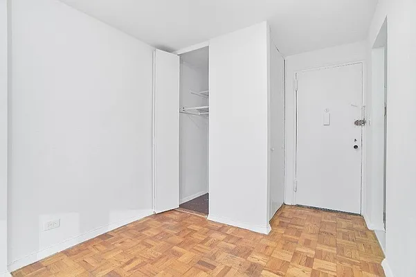 Rented by Living New York | media 3