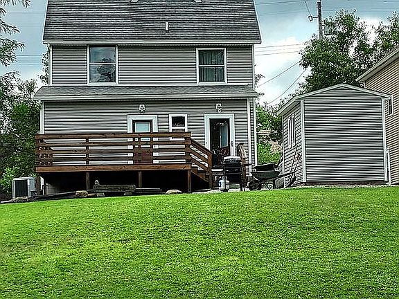 4th image of 534 W Main St