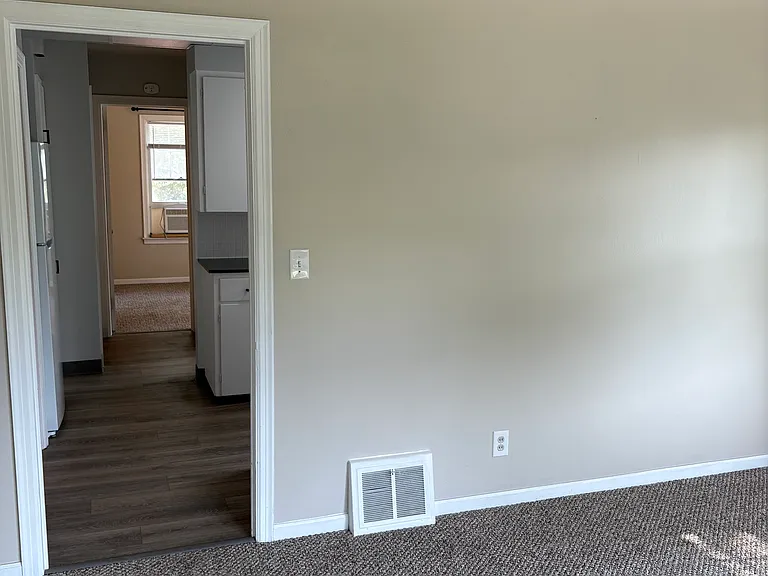 425 Lyon St NE #1 — Photo 24