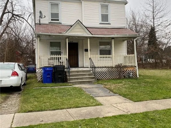 915 E 147th St, Cleveland, OH 44110