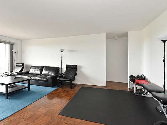 4th image of 175-20 Wexford Terrace #14B
