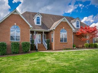 967 River Bend Dr, Cookeville, TN 38506