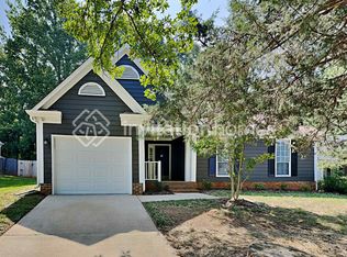 8507 Red Setter Ln, Charlotte, NC 28227