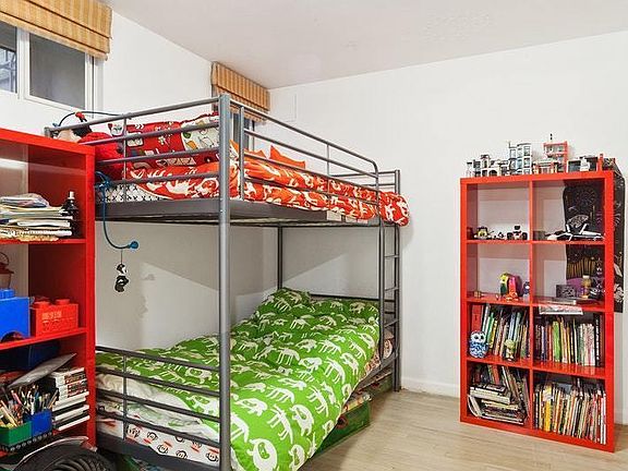4th image of 426 13th St APT 1-E