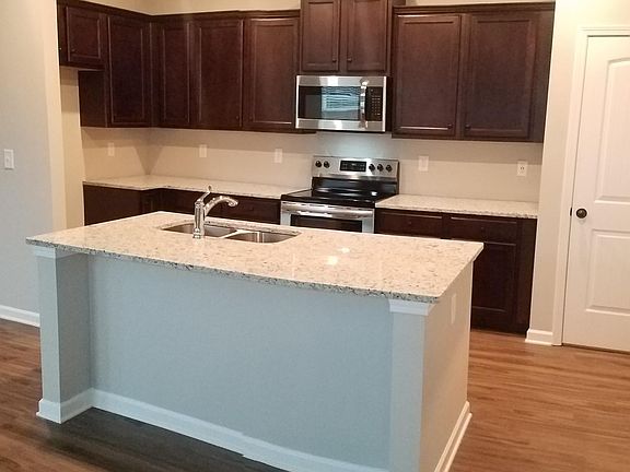 2nd image of 4917 Fawnwood Dr