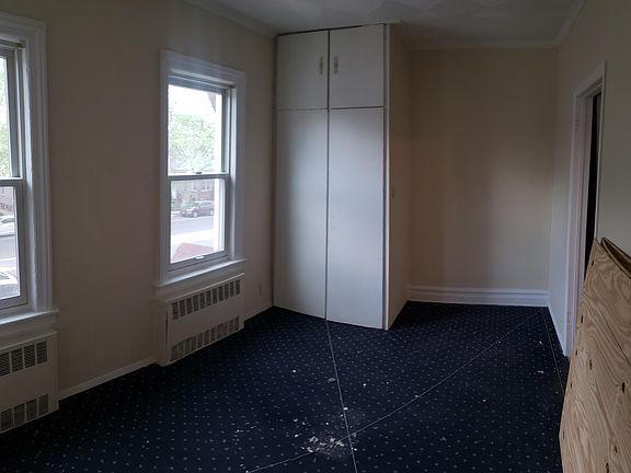 4th image of 4806 Avenue K Floor 2