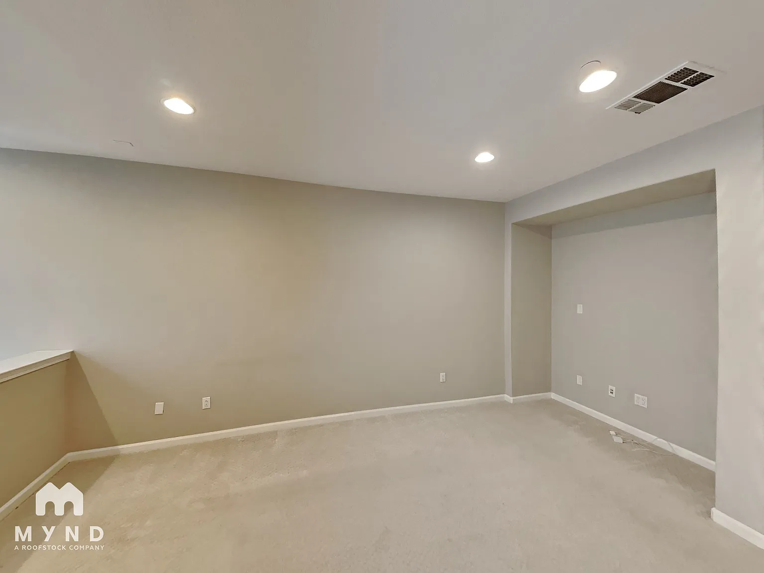 2 bed, 2.5 bath, 1437 sqft, $4,515 — Photo 4