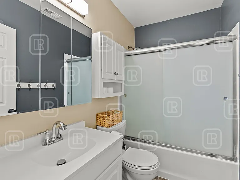 3903 N Jefferson St — Photo 18
