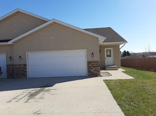 6 Robert St, Burlington, ND 58722