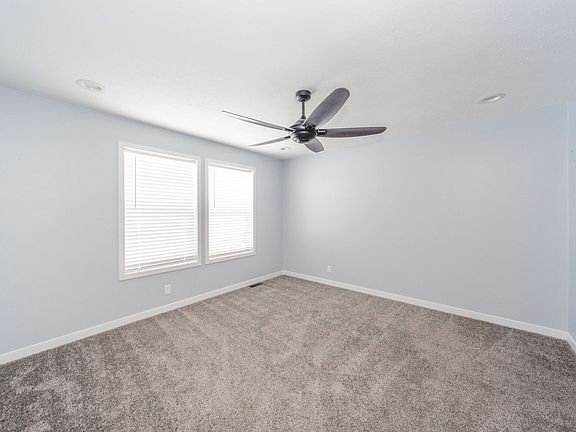 Exterior Image-22-Clayton - Middlebury 203 Camelot Village