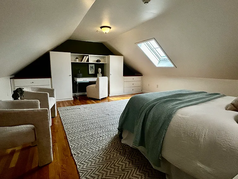 30 Russell St #5 — Photo 11